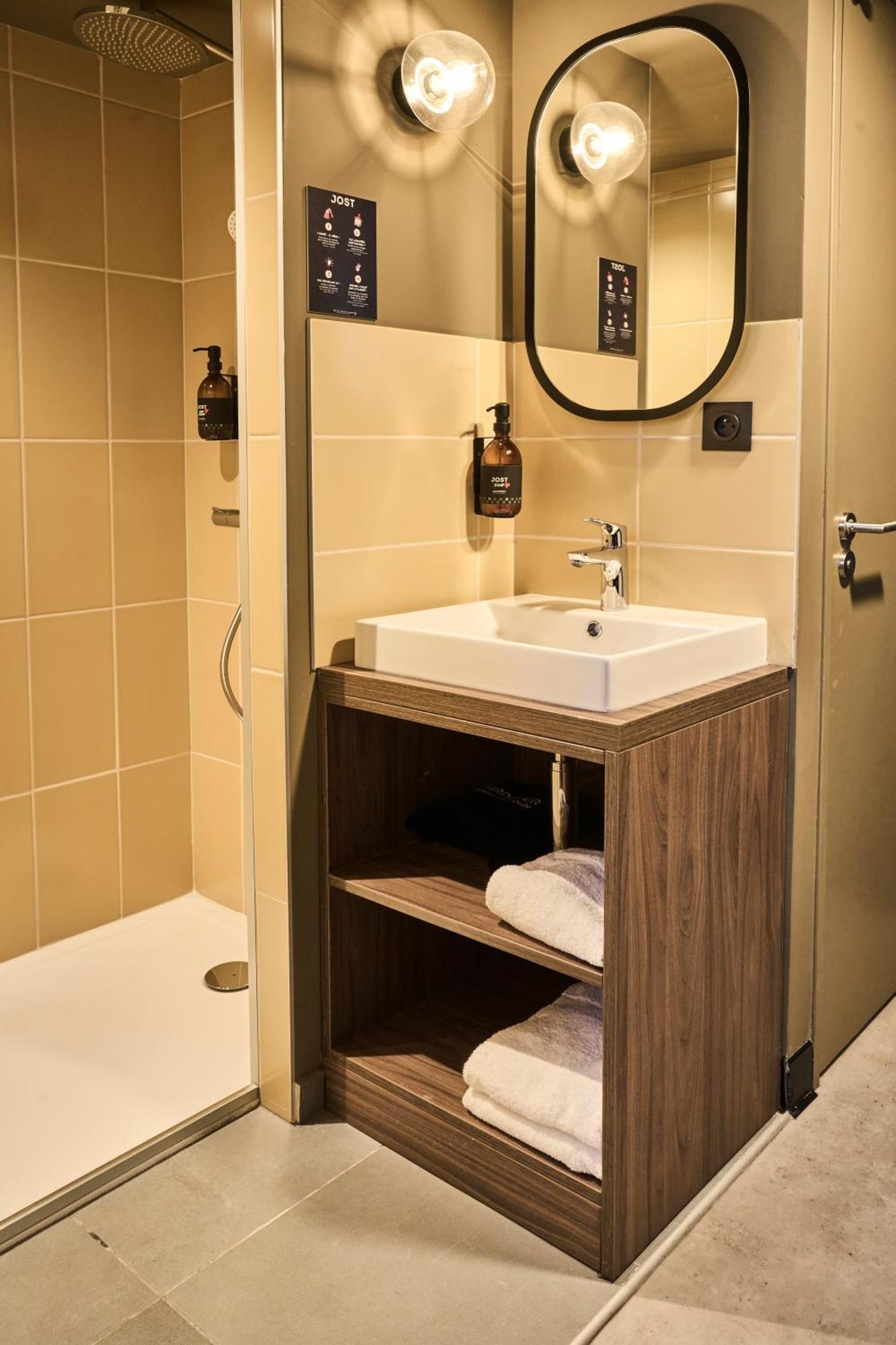 Jost Hostel Lille Centre מראה חיצוני תמונה
